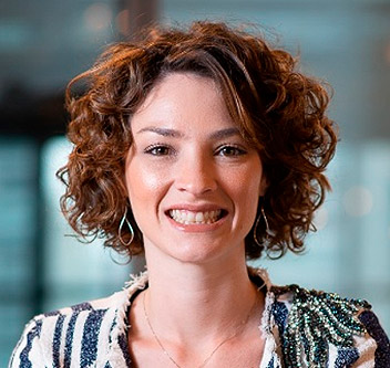 Adriana Hansen